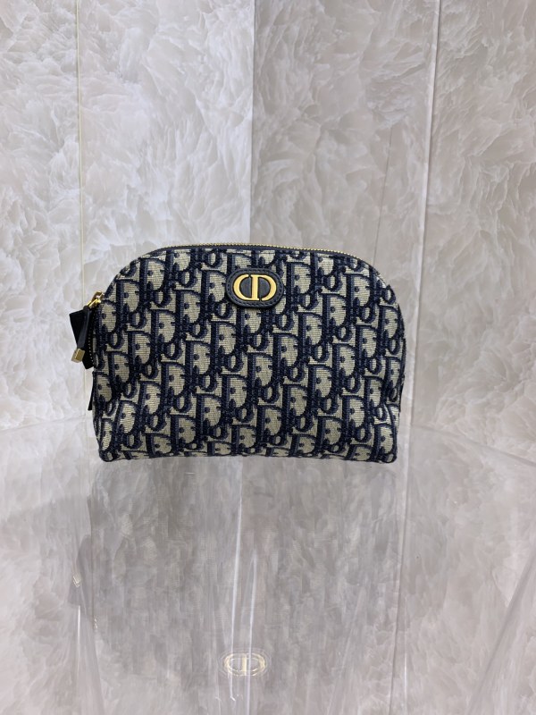 Dior wallet113
