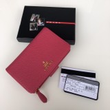 Prada wallet 35