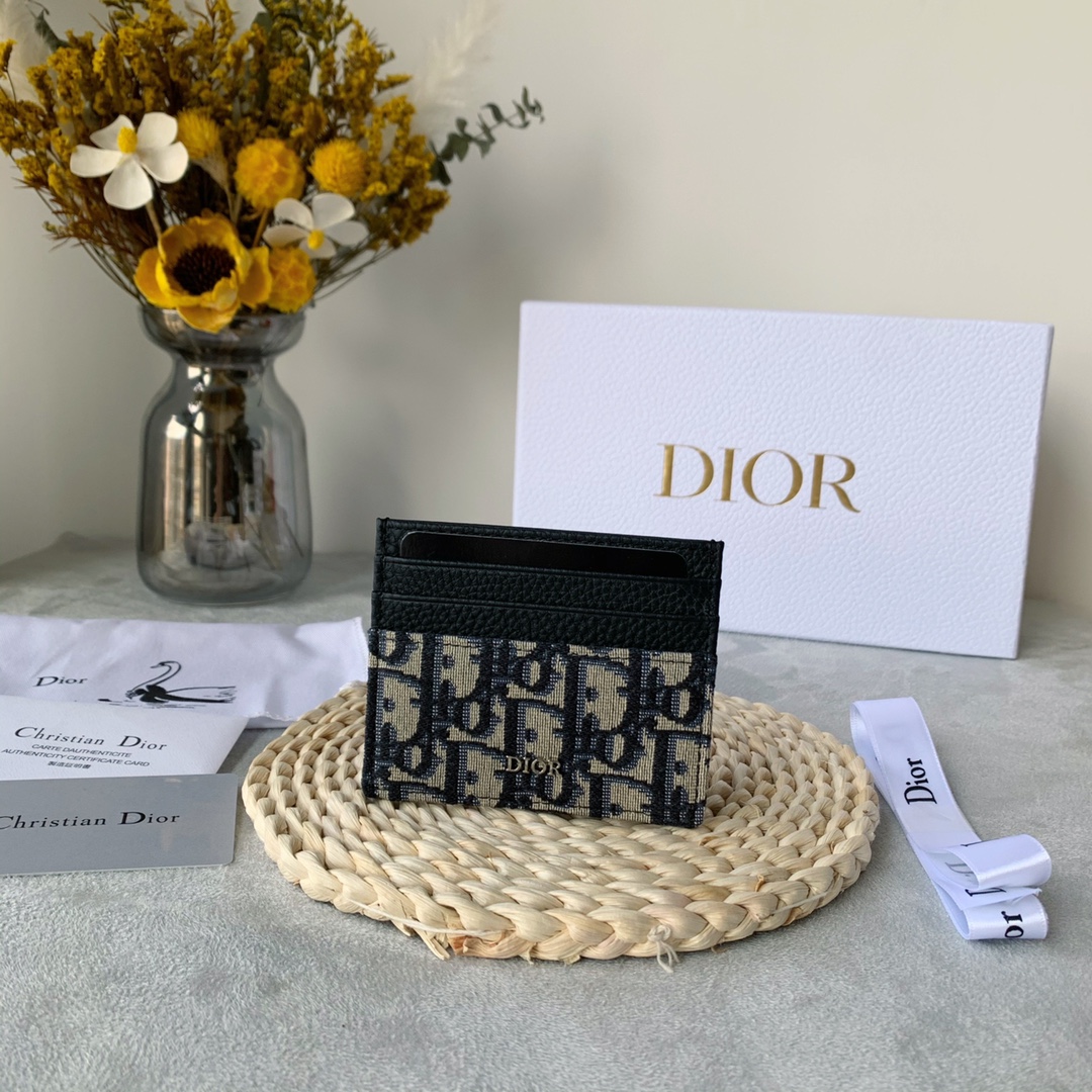 Dior wallet54