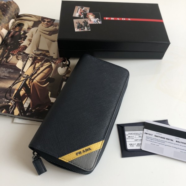 Prada wallet 120