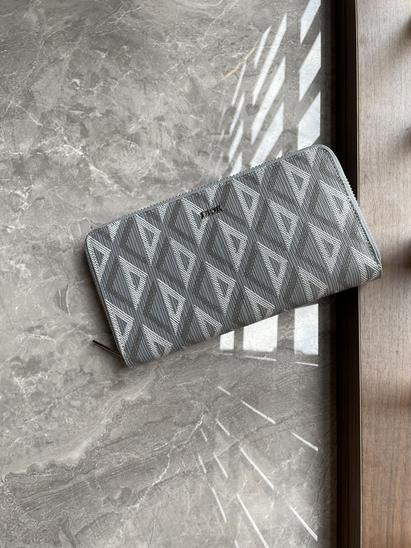 Dior wallet6