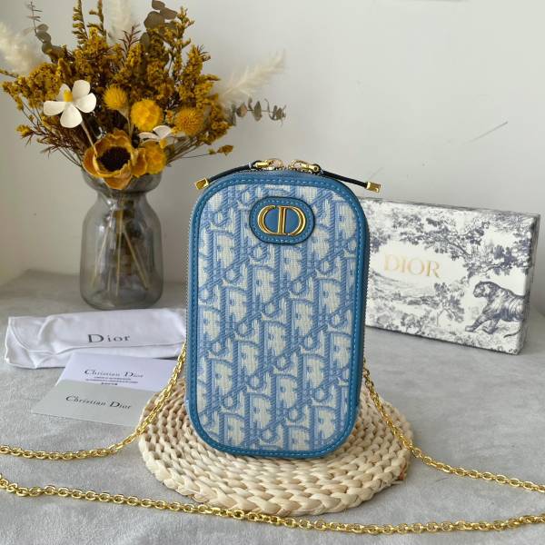 Dior wallet67
