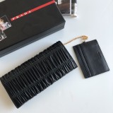 Prada wallet 38