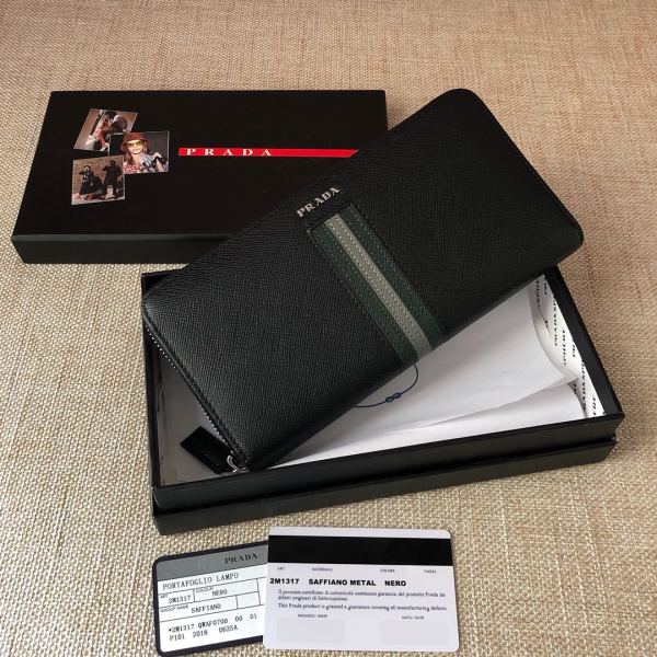 Prada wallet 124