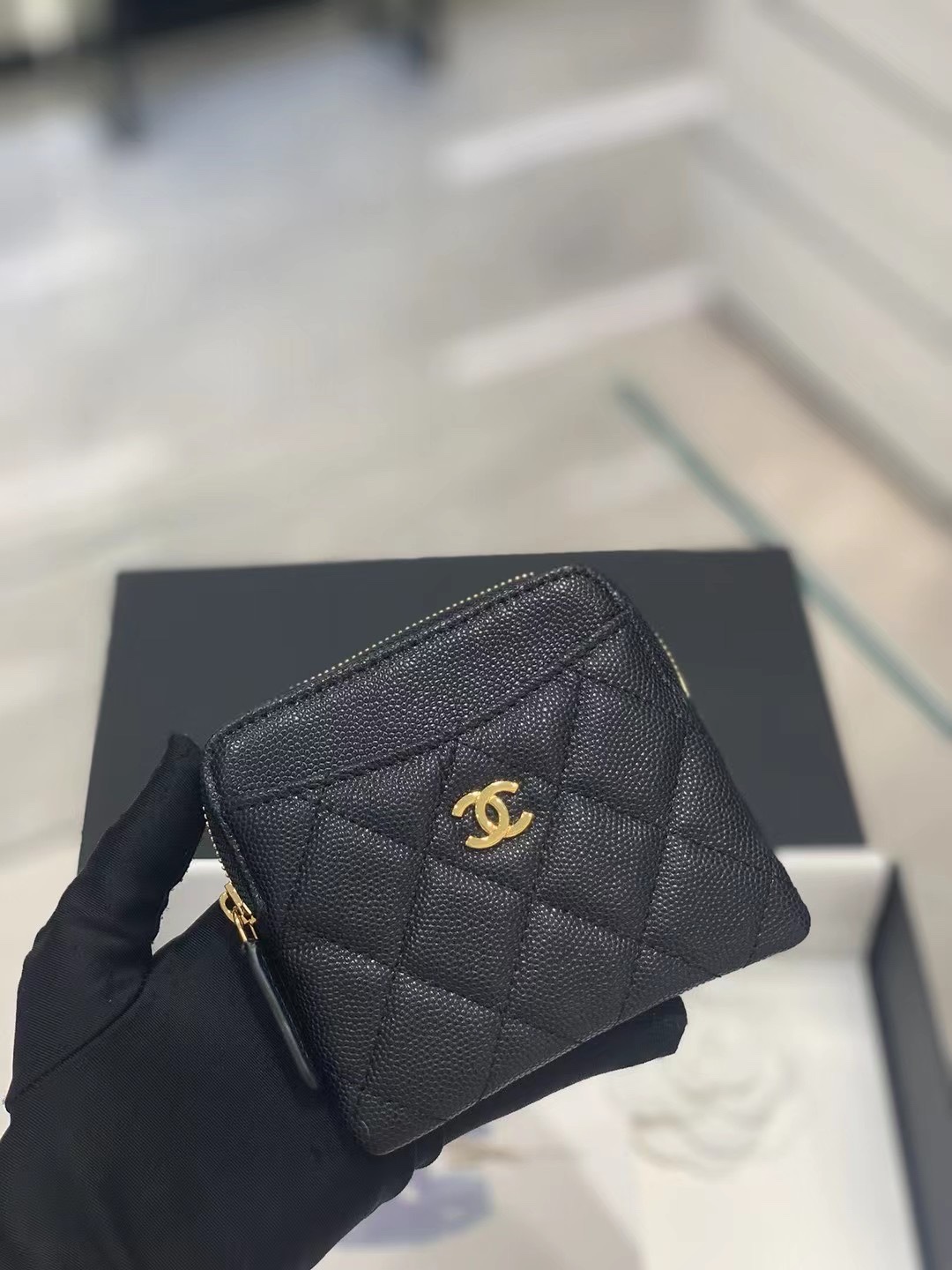 CCW28