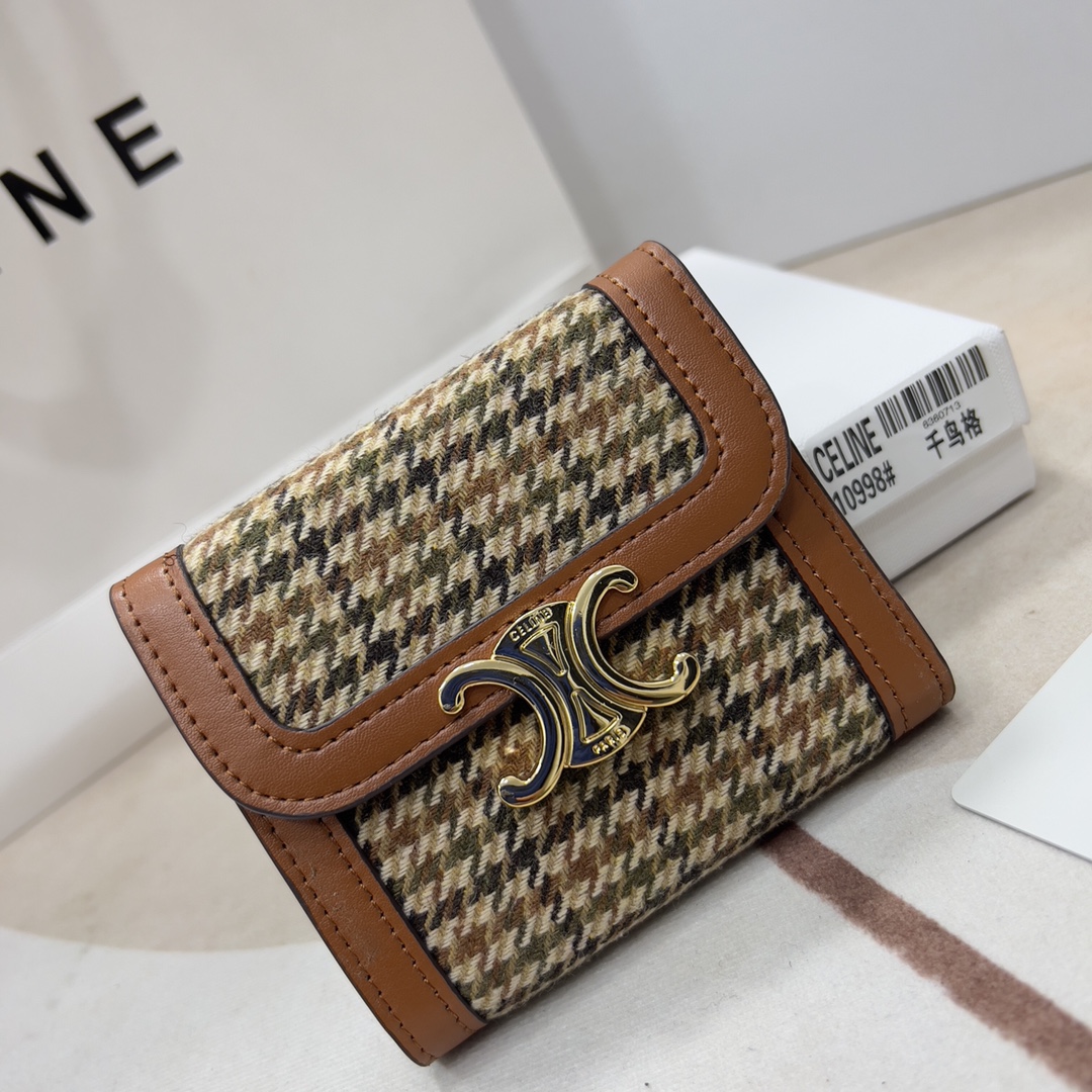 Celine wallet32