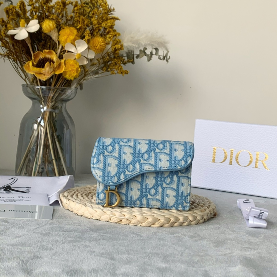 Dior wallet59