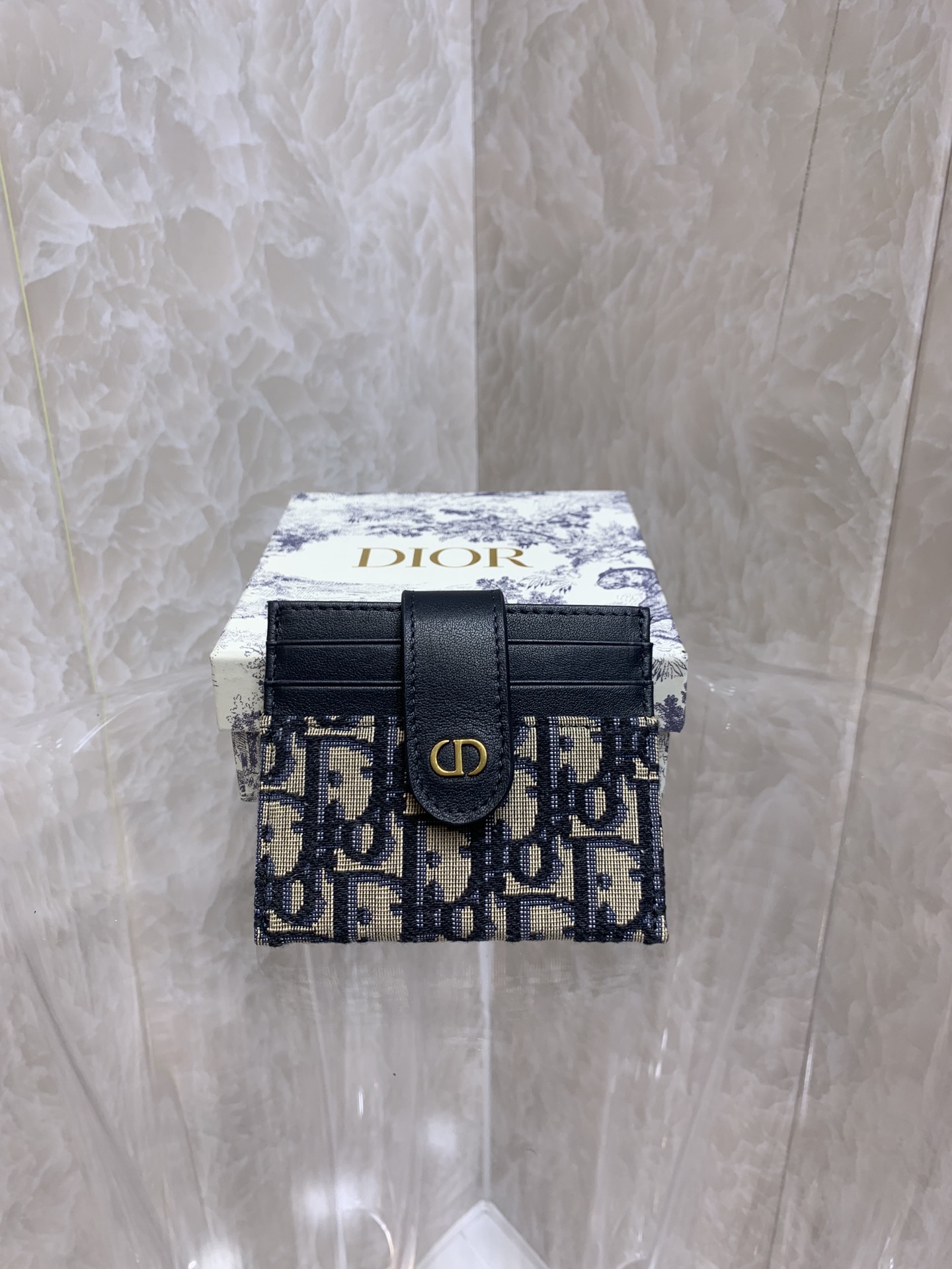 Dior wallet84