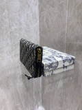 Dior wallet95