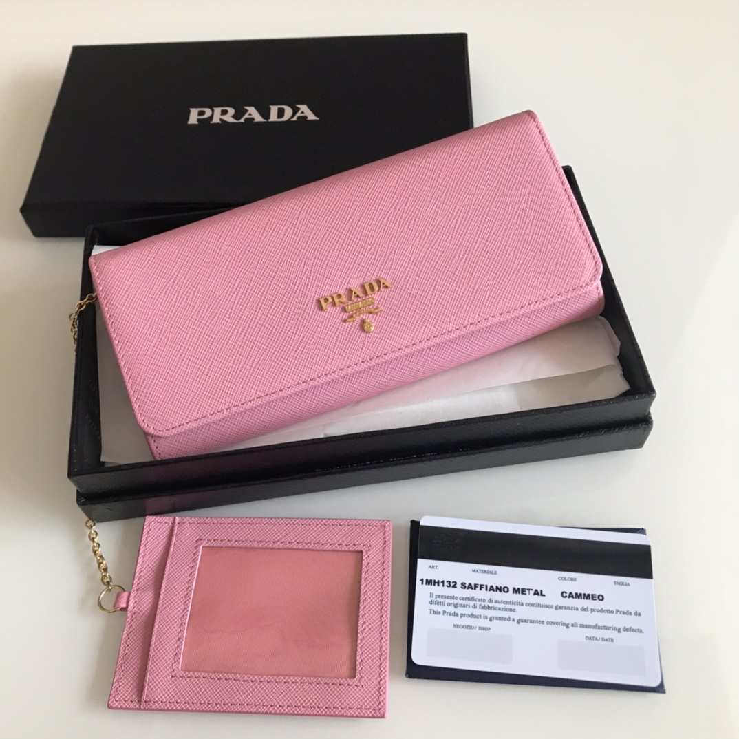 Prada wallet 40