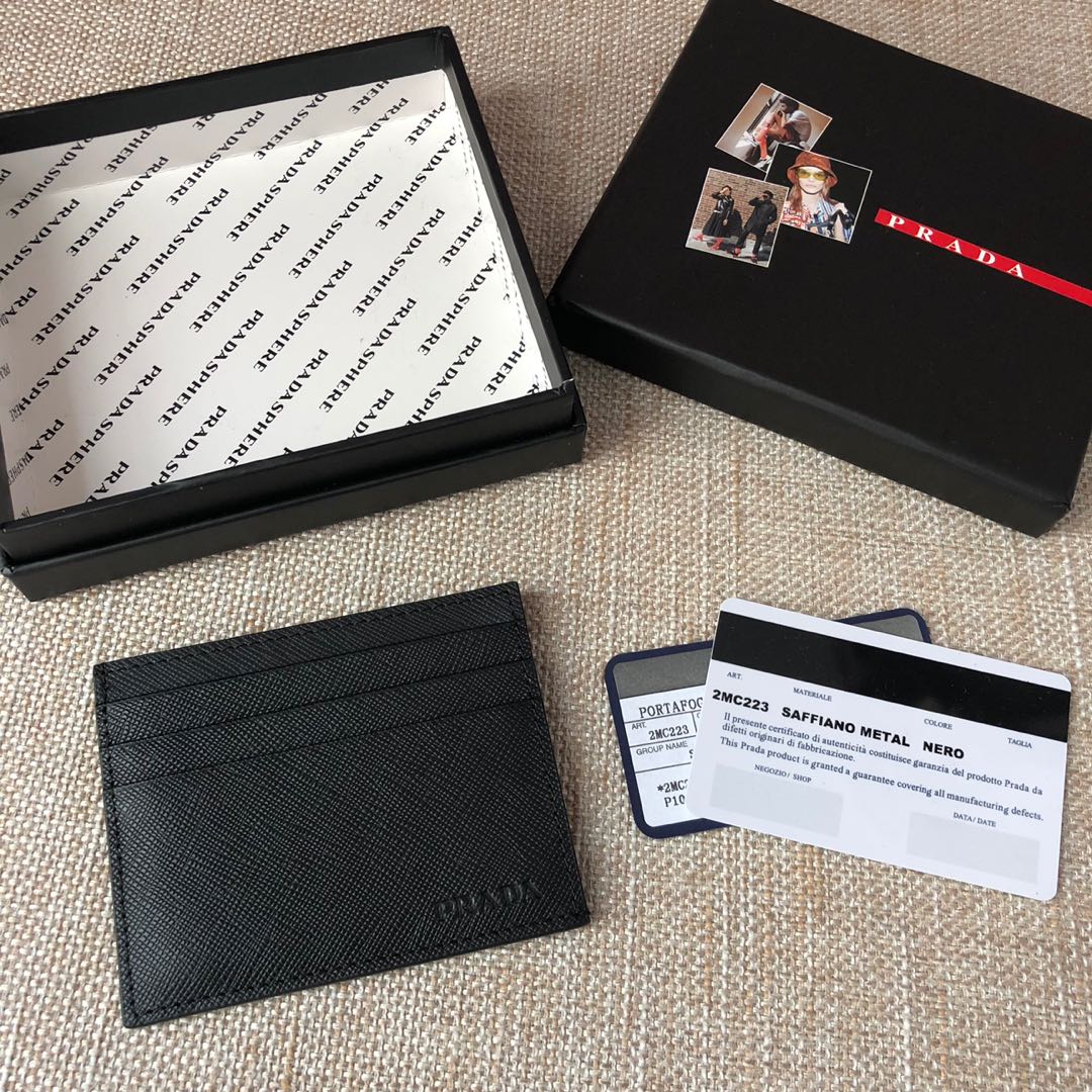 Prada wallet 26