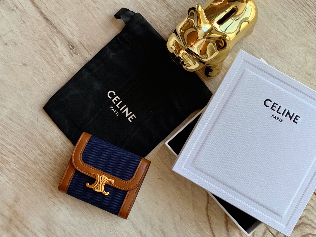 Celine wallet70