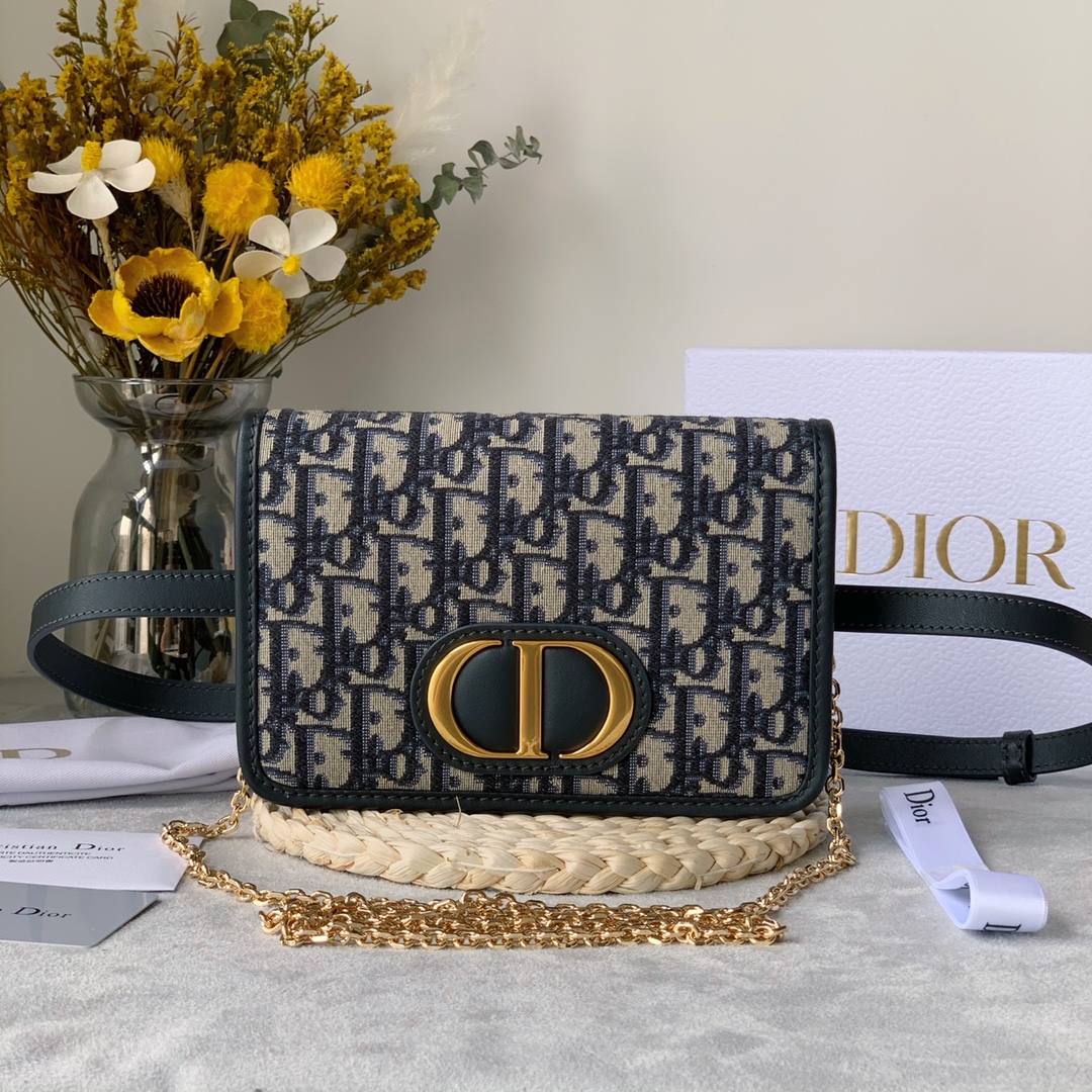 Dior wallet76