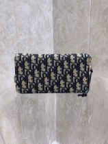 Dior wallet95
