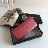 Prada wallet 36