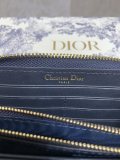 Dior wallet94