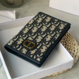 Dior wallet52