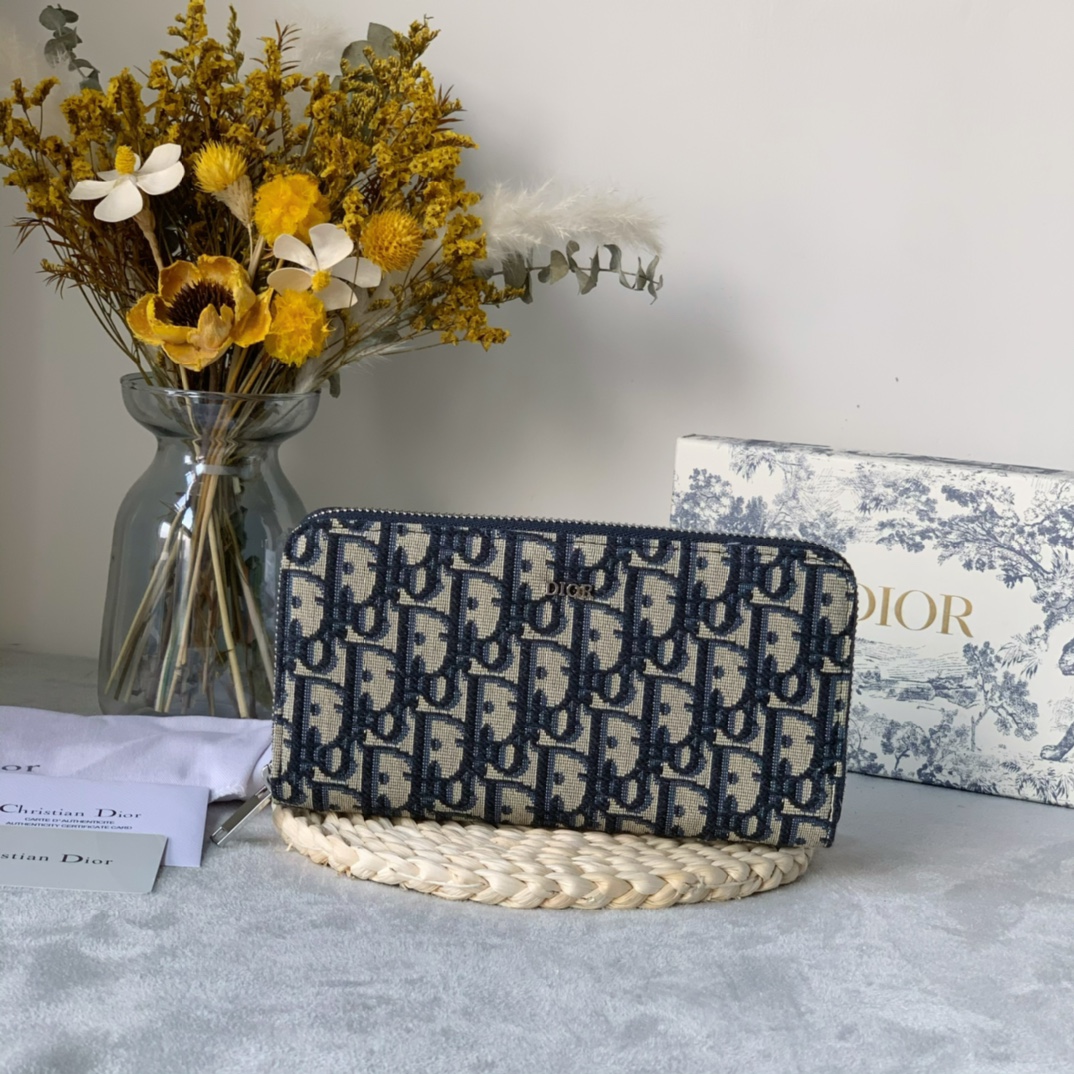 Dior wallet75