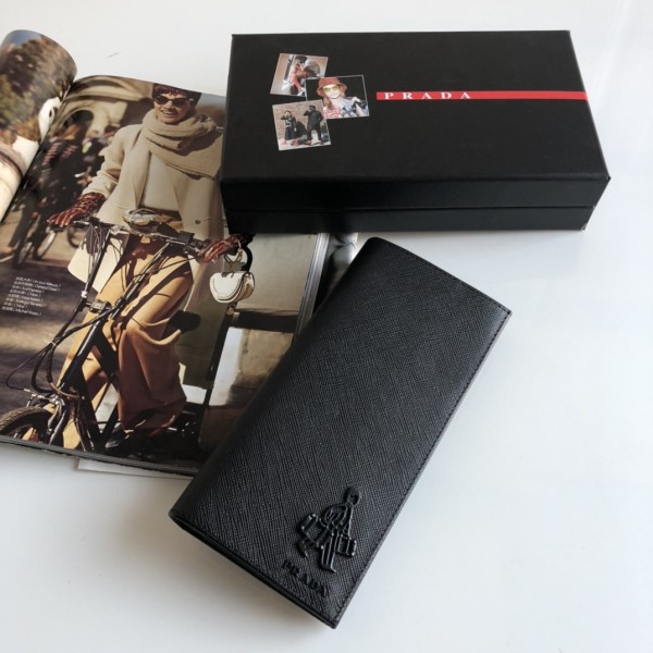 Prada wallet 140