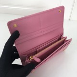 Prada wallet 41