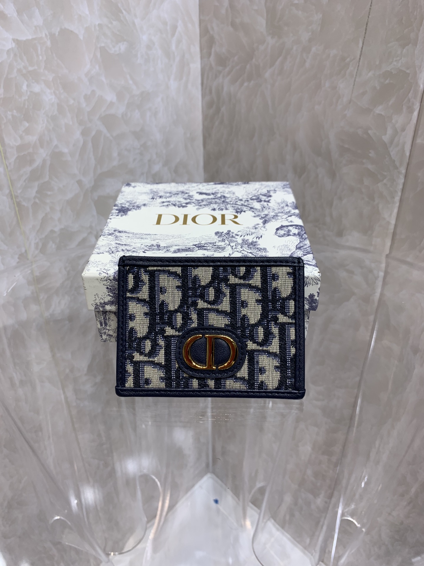 Dior wallet85