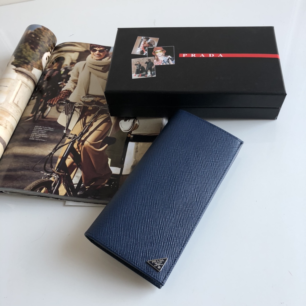 Prada wallet 136