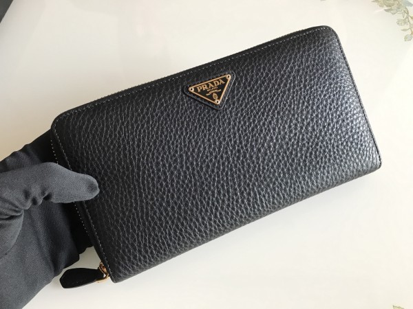Prada wallet 132
