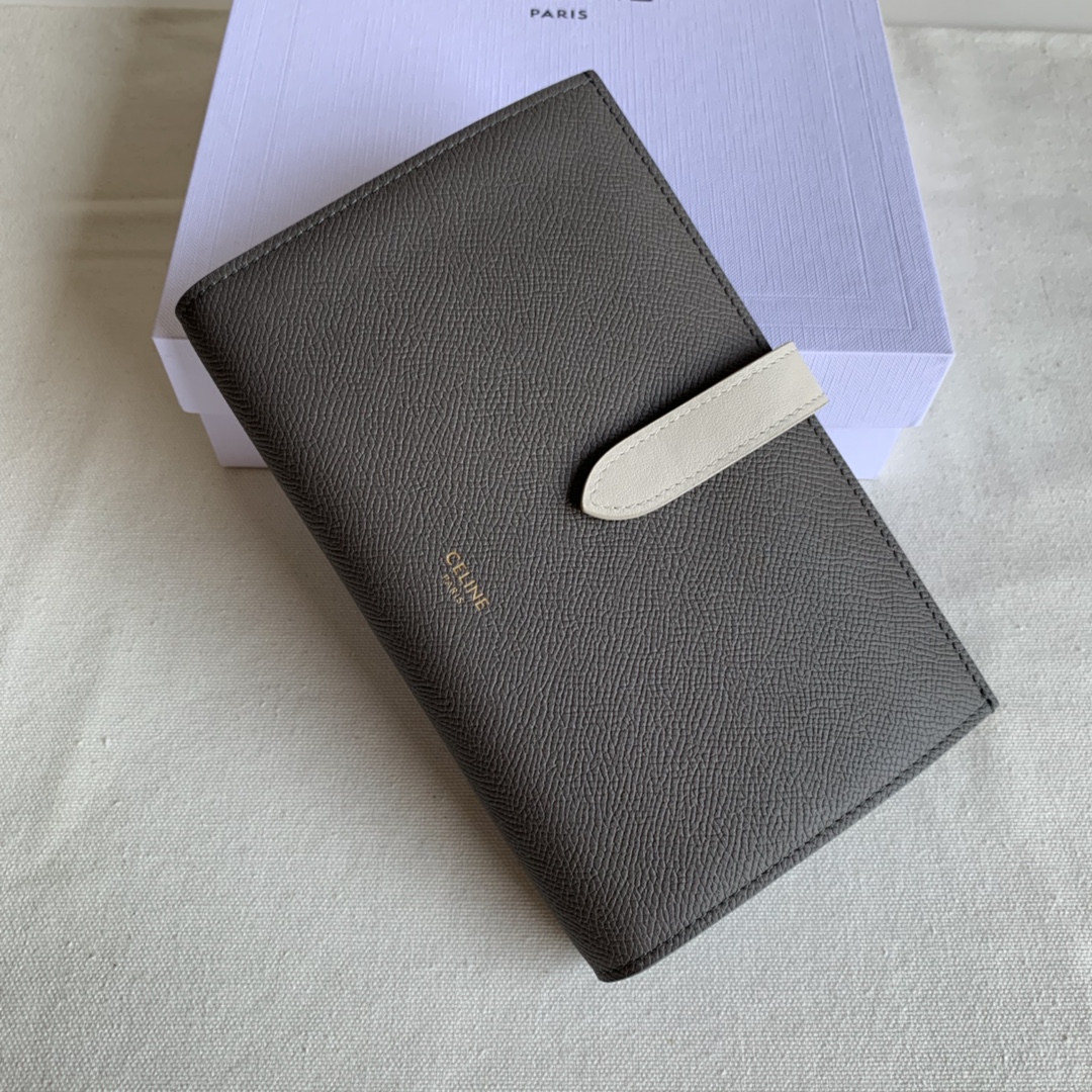 Celine wallet113