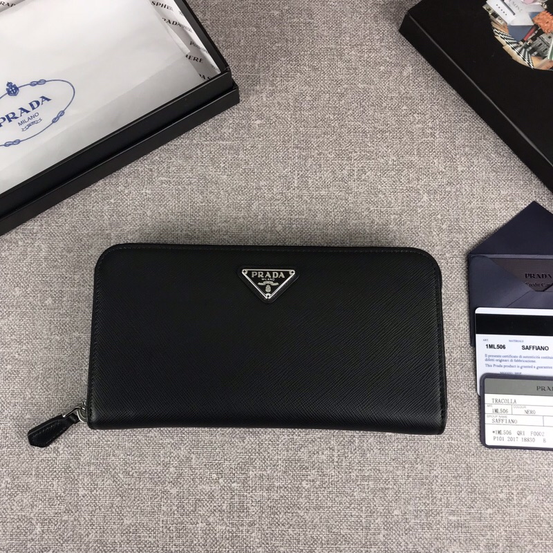 Prada wallet 93