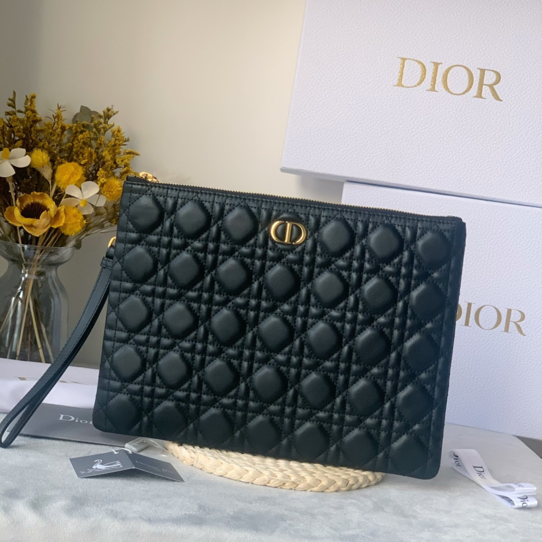 Dior wallet57