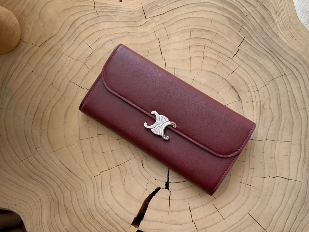 Celine wallet94