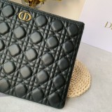 Dior wallet57