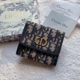 Dior wallet37