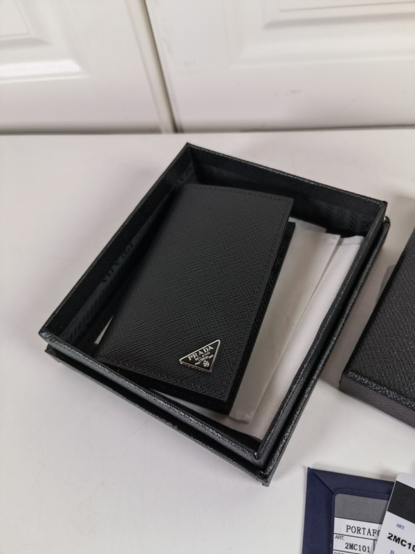 Prada wallet 14