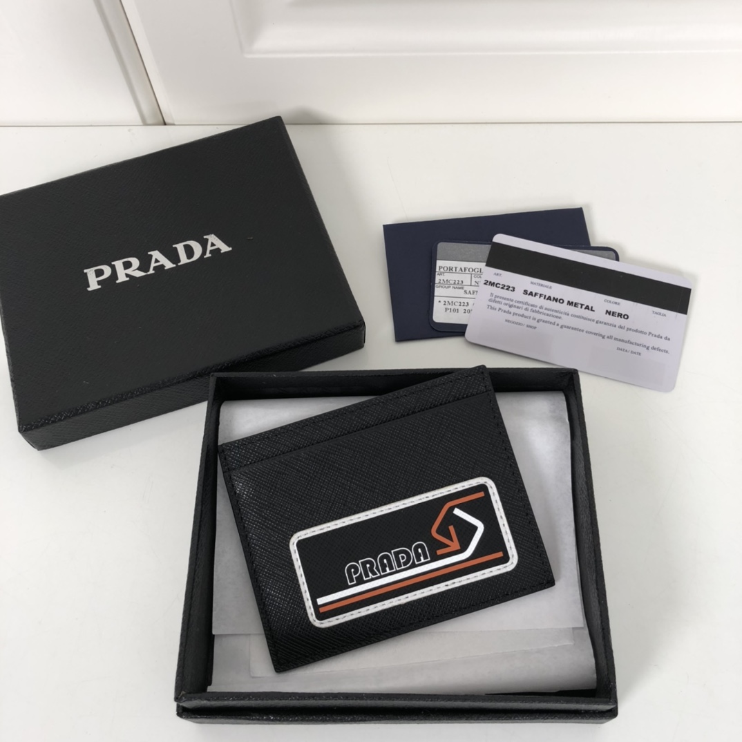 Prada wallet 21