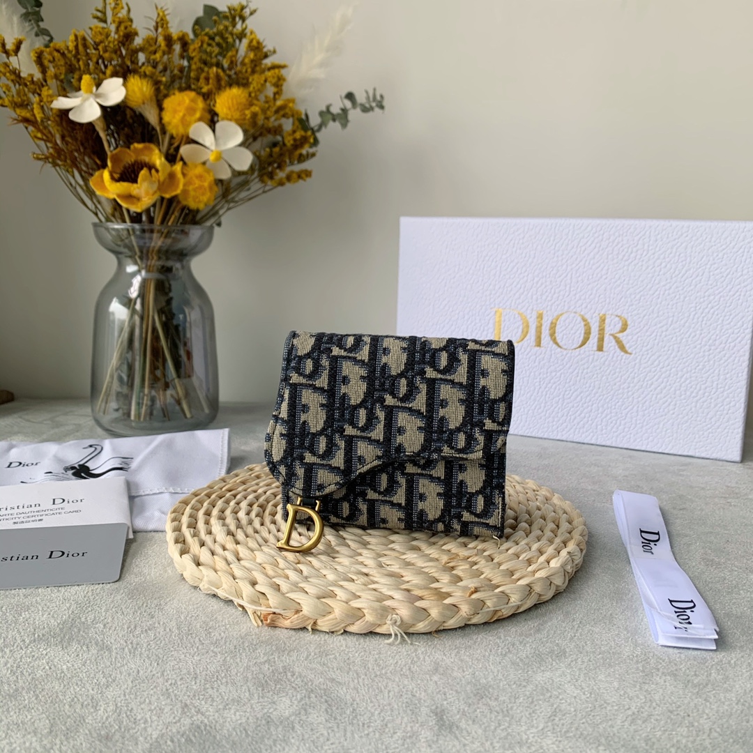 Dior wallet78
