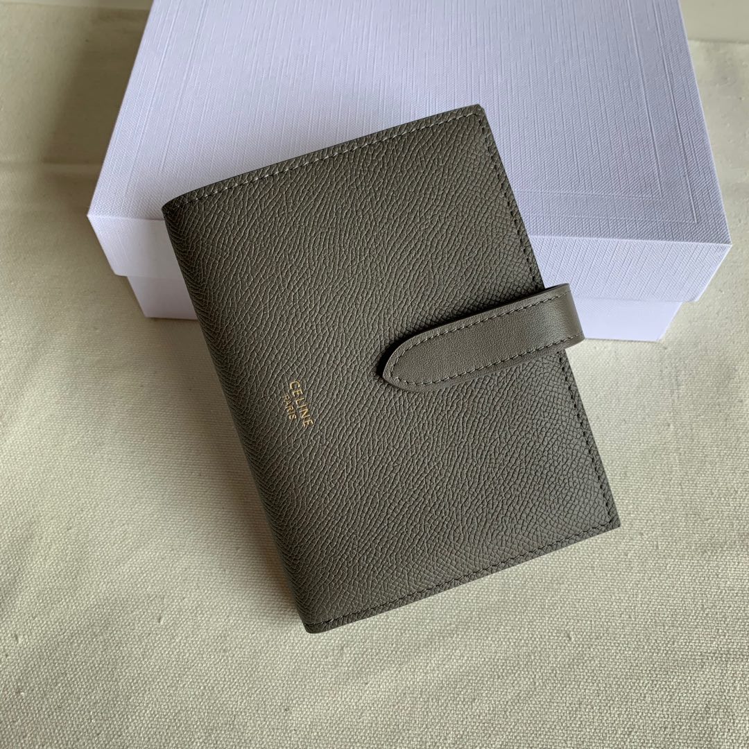 Celine wallet80