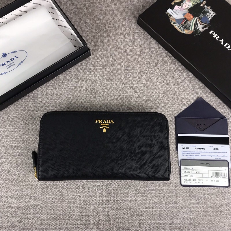 Prada wallet 90