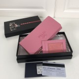 Prada wallet 41