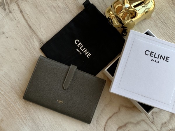 Celine wallet140