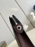 M81556