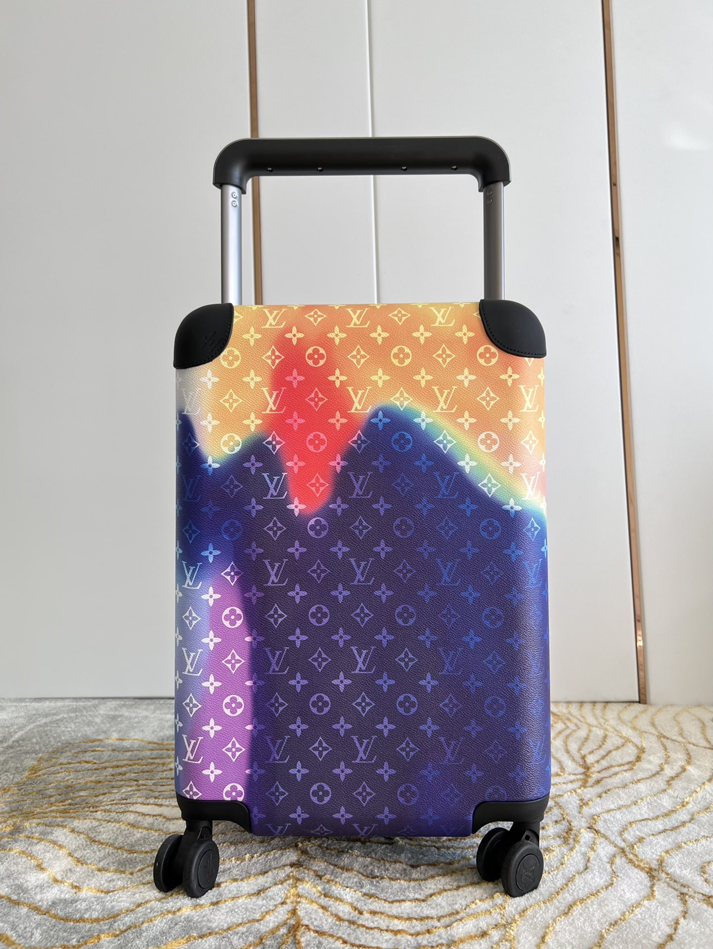 LV Horizon 5