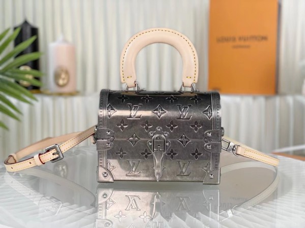 LV