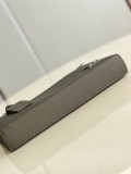 M81735