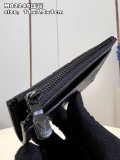 M82245