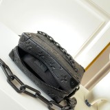 M55702