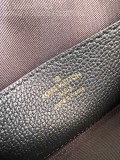 M82637