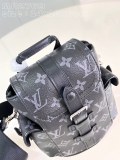 M82769