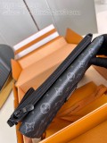 M82598