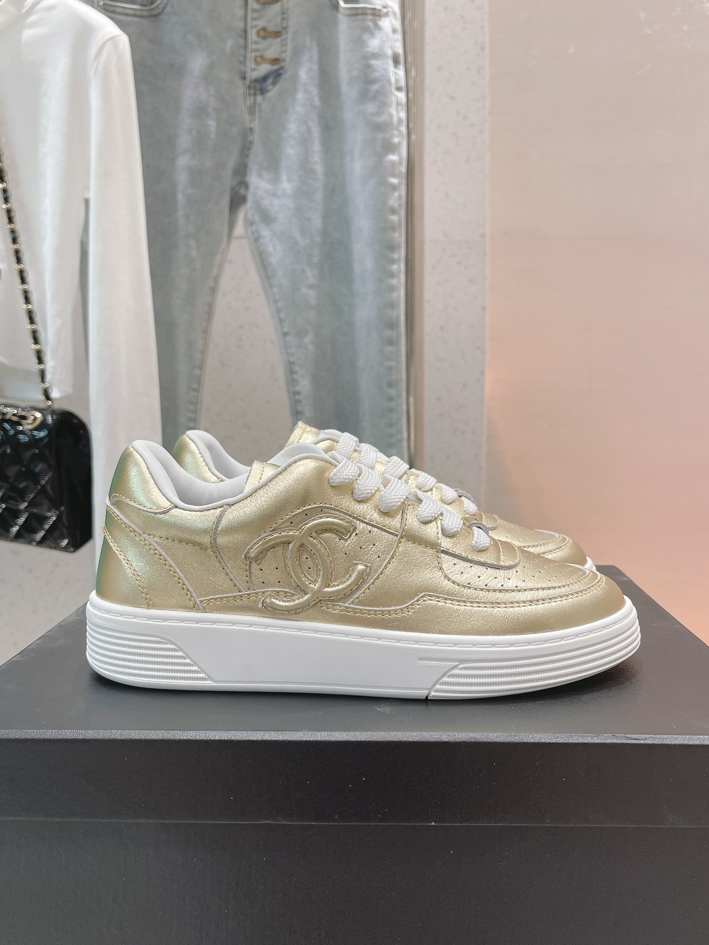 Chanel Shoes359